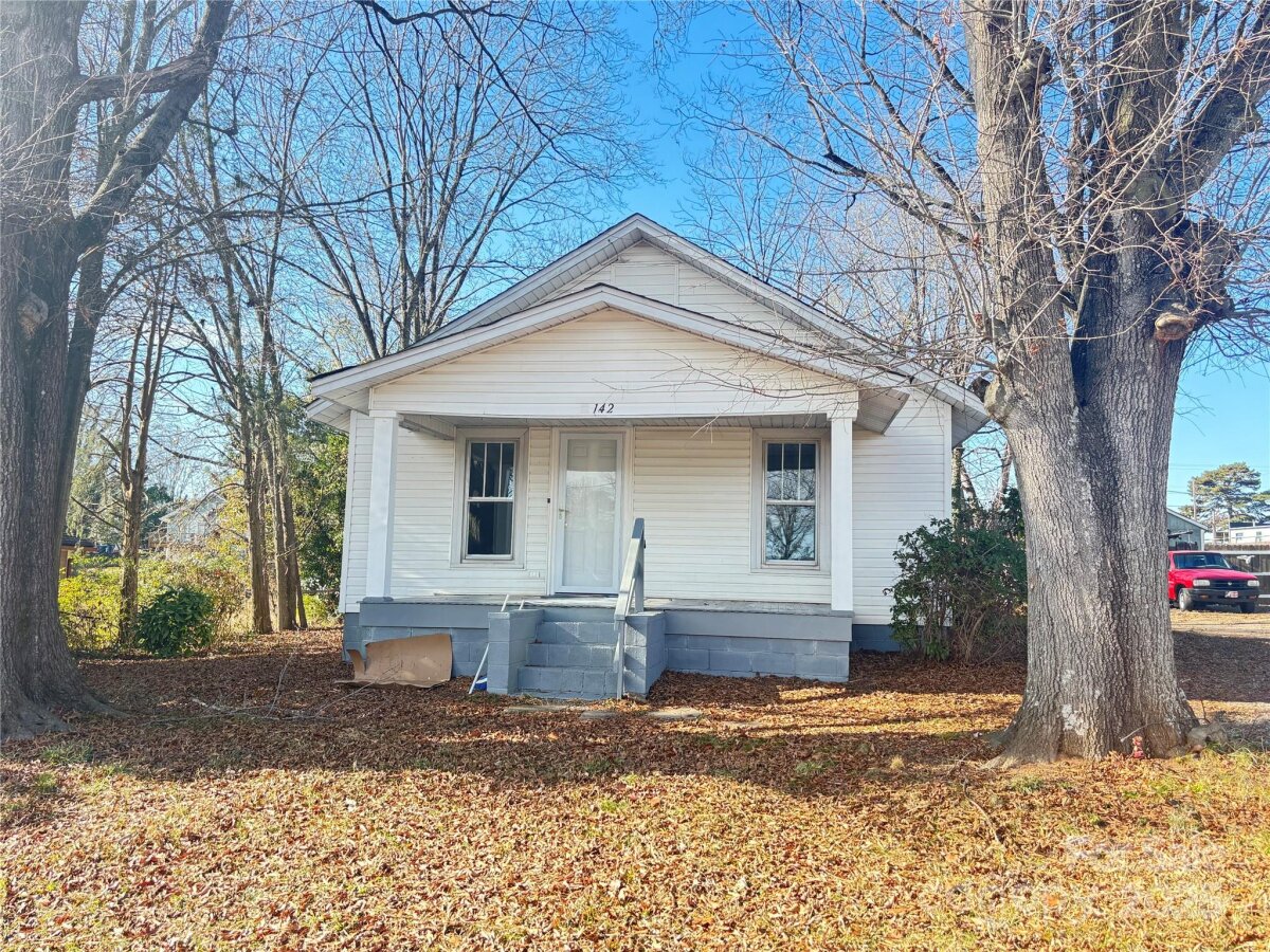 142 26th Street, Hickory, NC 28602, MLS # 4334608