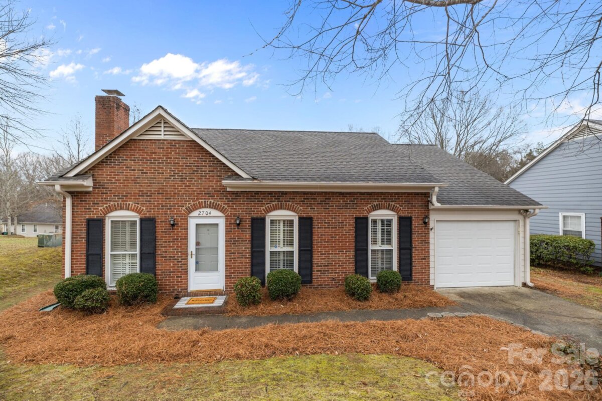 2704 Hillmont Drive, Charlotte, NC 28226, MLS # 4334635