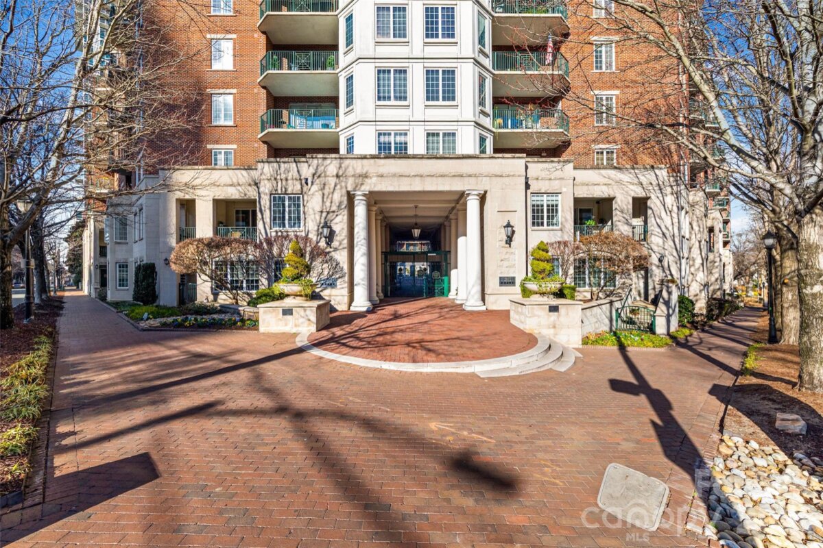 300 W 5th Street Unit 217, Charlotte, NC 28202, MLS # 4335360