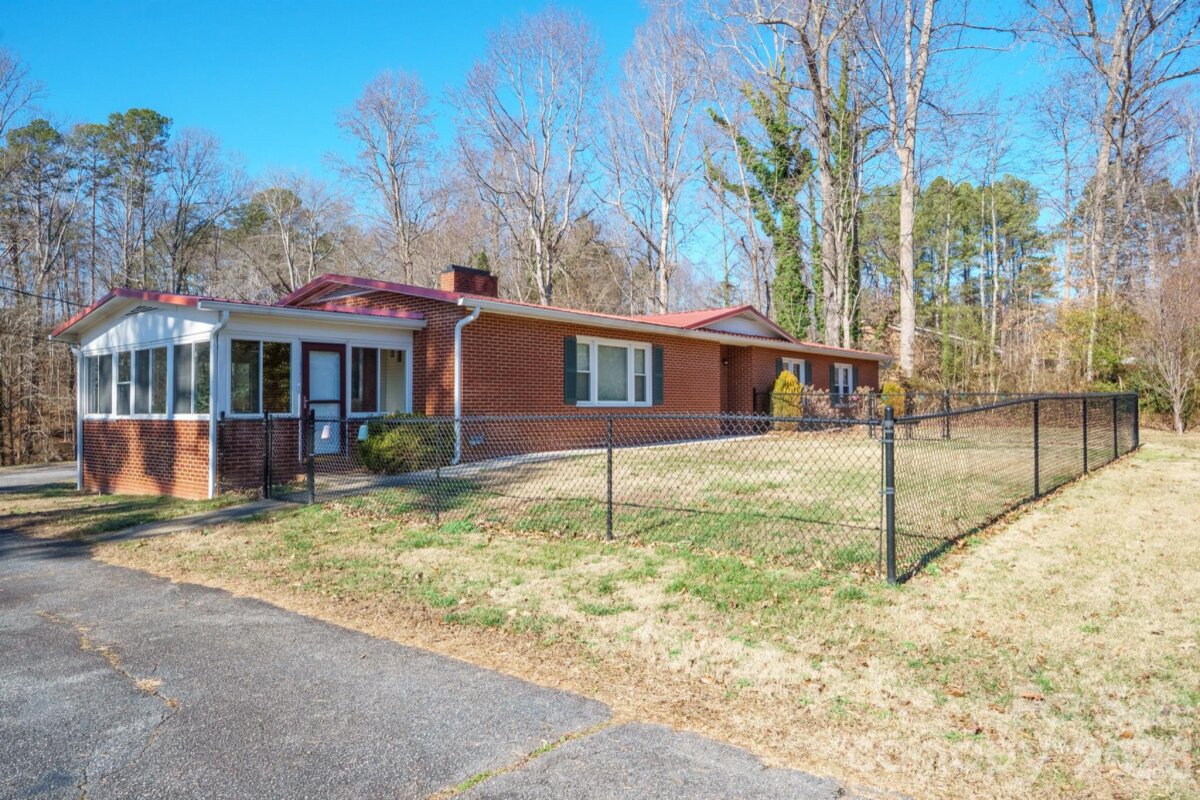 6264 US 221 Highway, Marion, NC 28752, MLS # 4336004