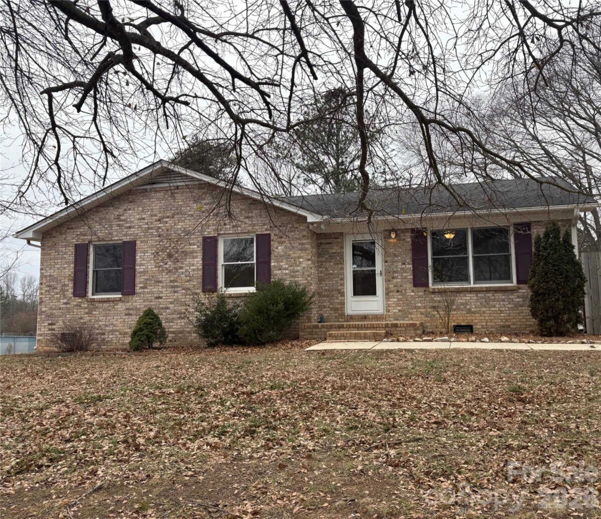 225 Belhaven Circle, Clover, SC 29710, MLS # 4336249