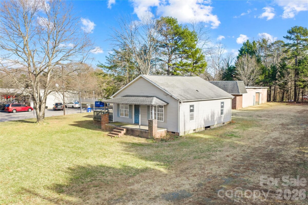 2195 Charlotte Highway, Mooresville, NC 28115, MLS # 4336860