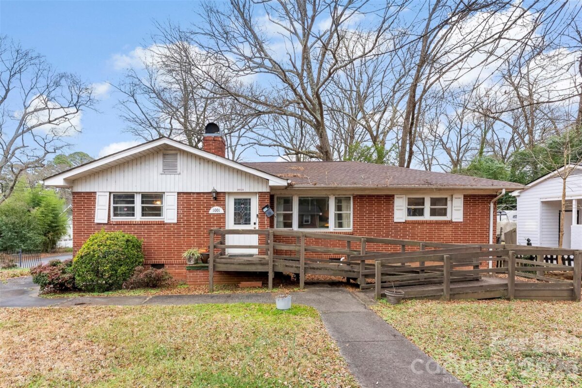 1001 Crestmere Street, Charlotte, NC 28208, MLS # 4336987