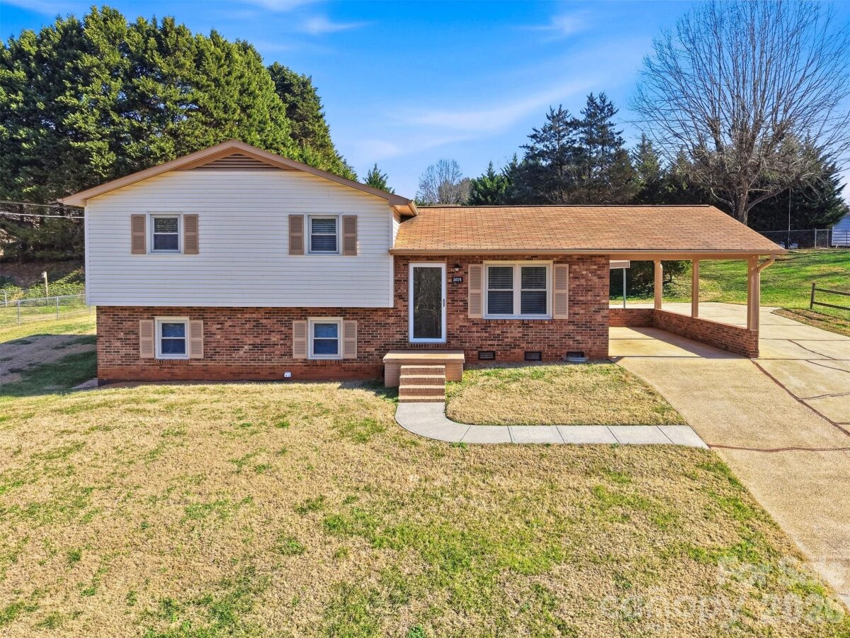 5026 W Piedmont Circle, Conover, NC 28613, MLS # 4337216