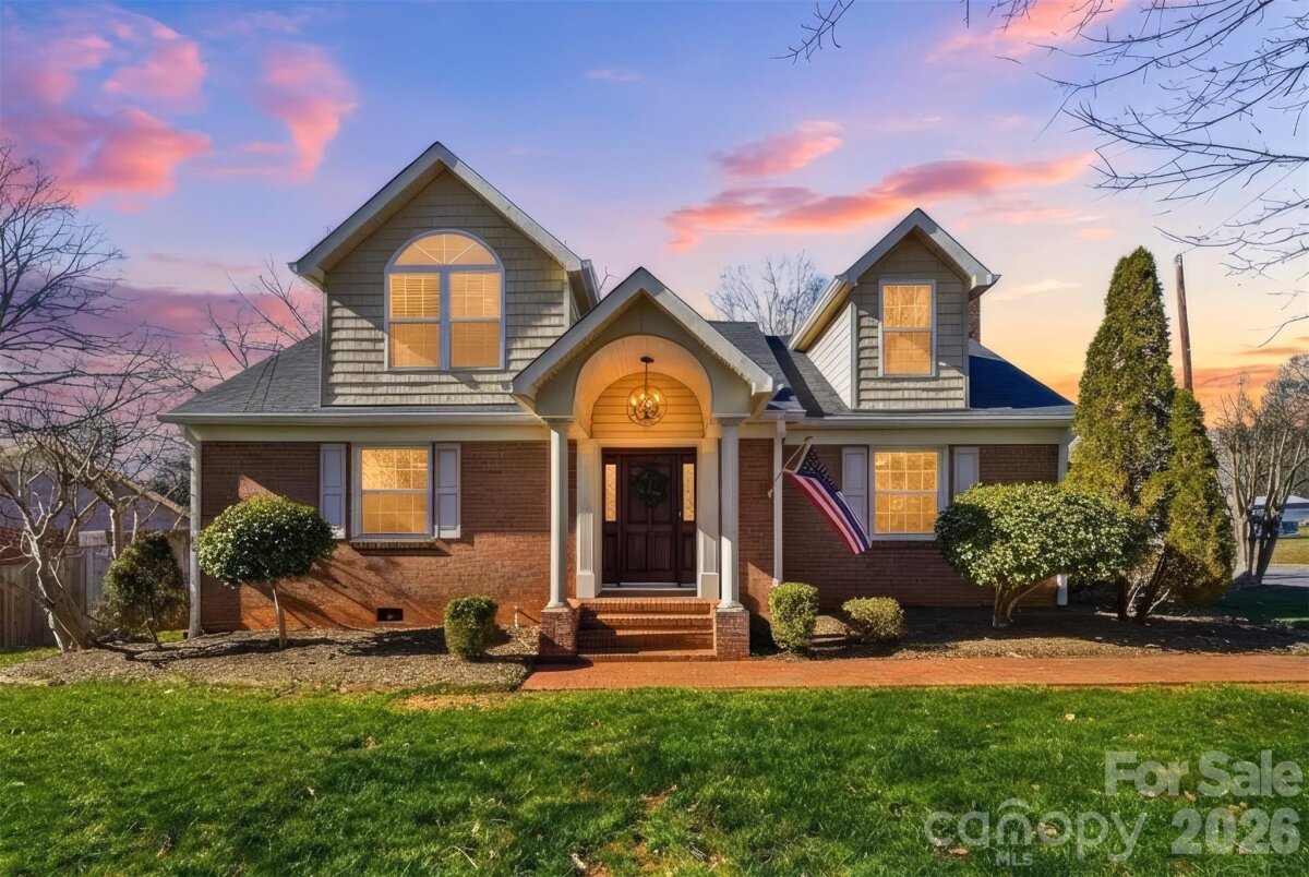 1002 S Brady Avenue, Newton, NC 28658, MLS # 4337906