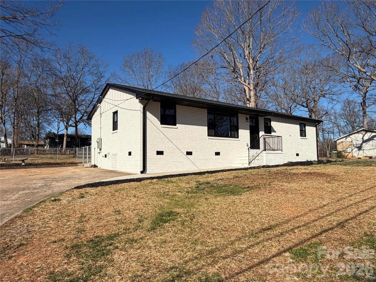 1906 Oakhurst Drive, Shelby, NC 28152, MLS # 4338133