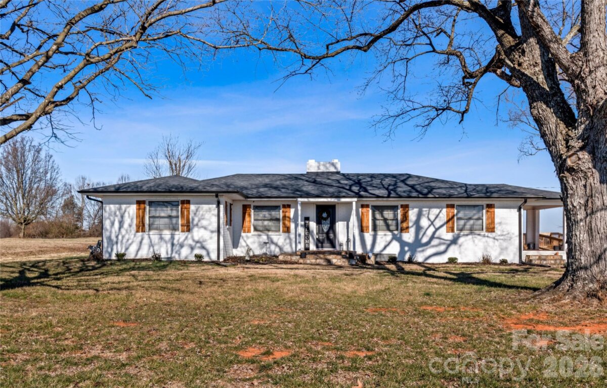 2432 Holcomb Road, Yadkinville, NC 27055, MLS # 4339966