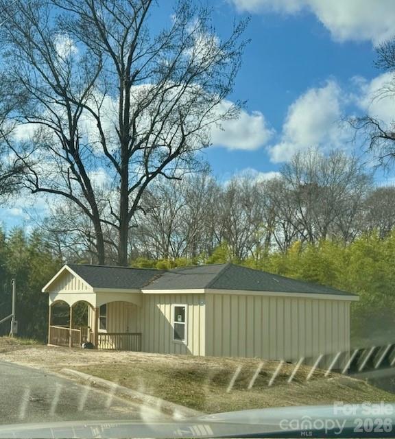 38 Poplar Street, Great Falls, SC 29055, MLS # 4340132