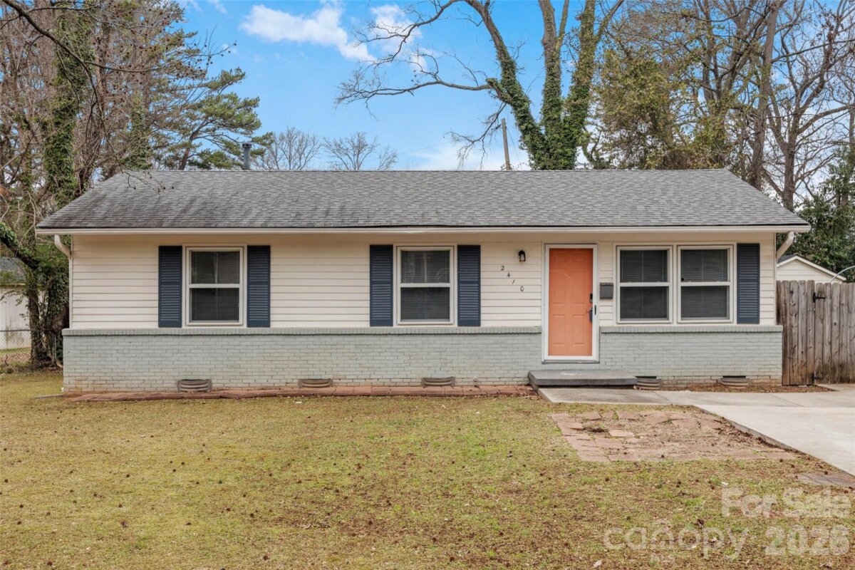 2410 Carrington Court, Charlotte, NC 28208, MLS # 4340408