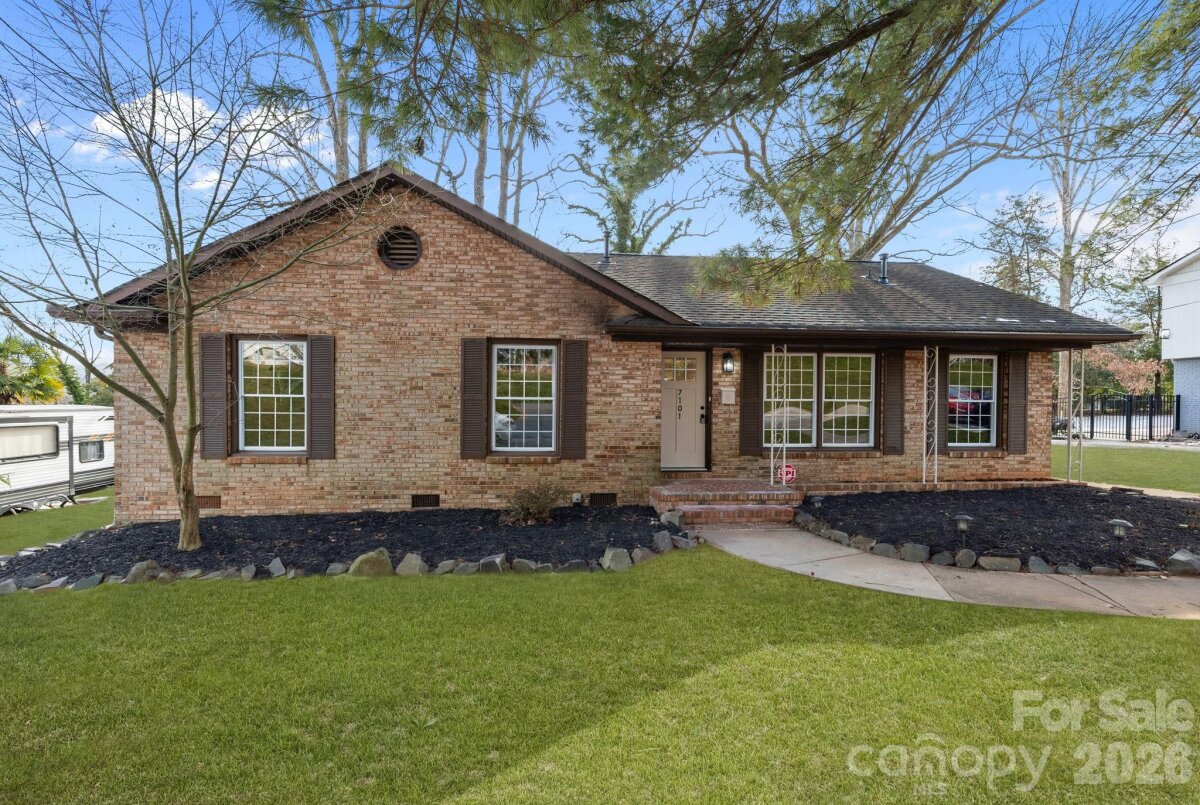 7101 Woodstock Drive, Charlotte, NC 28210, MLS # 4342371