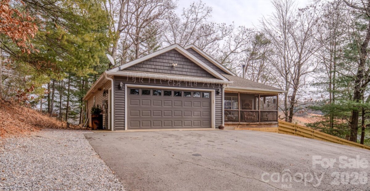 Leicester 38 4342484