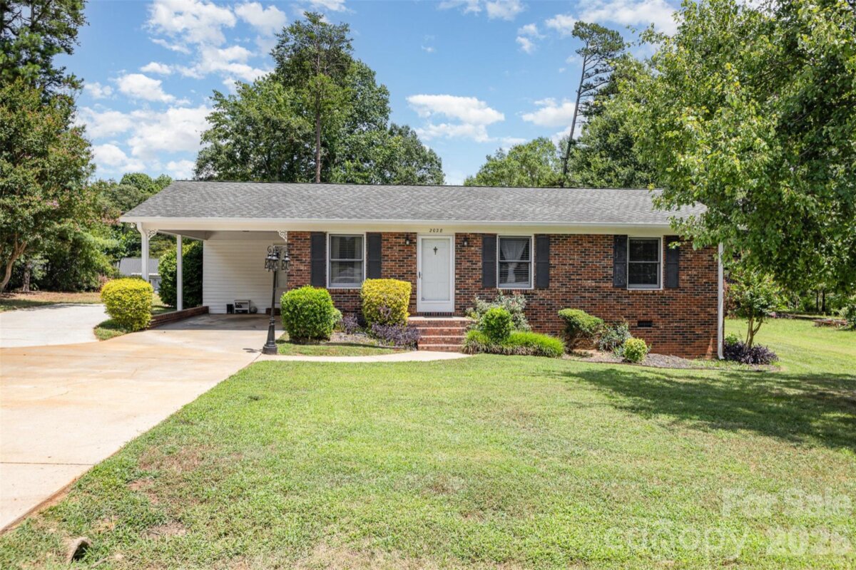 2028 Rock Springs Circle, Denver, NC 28037, MLS # 4345220