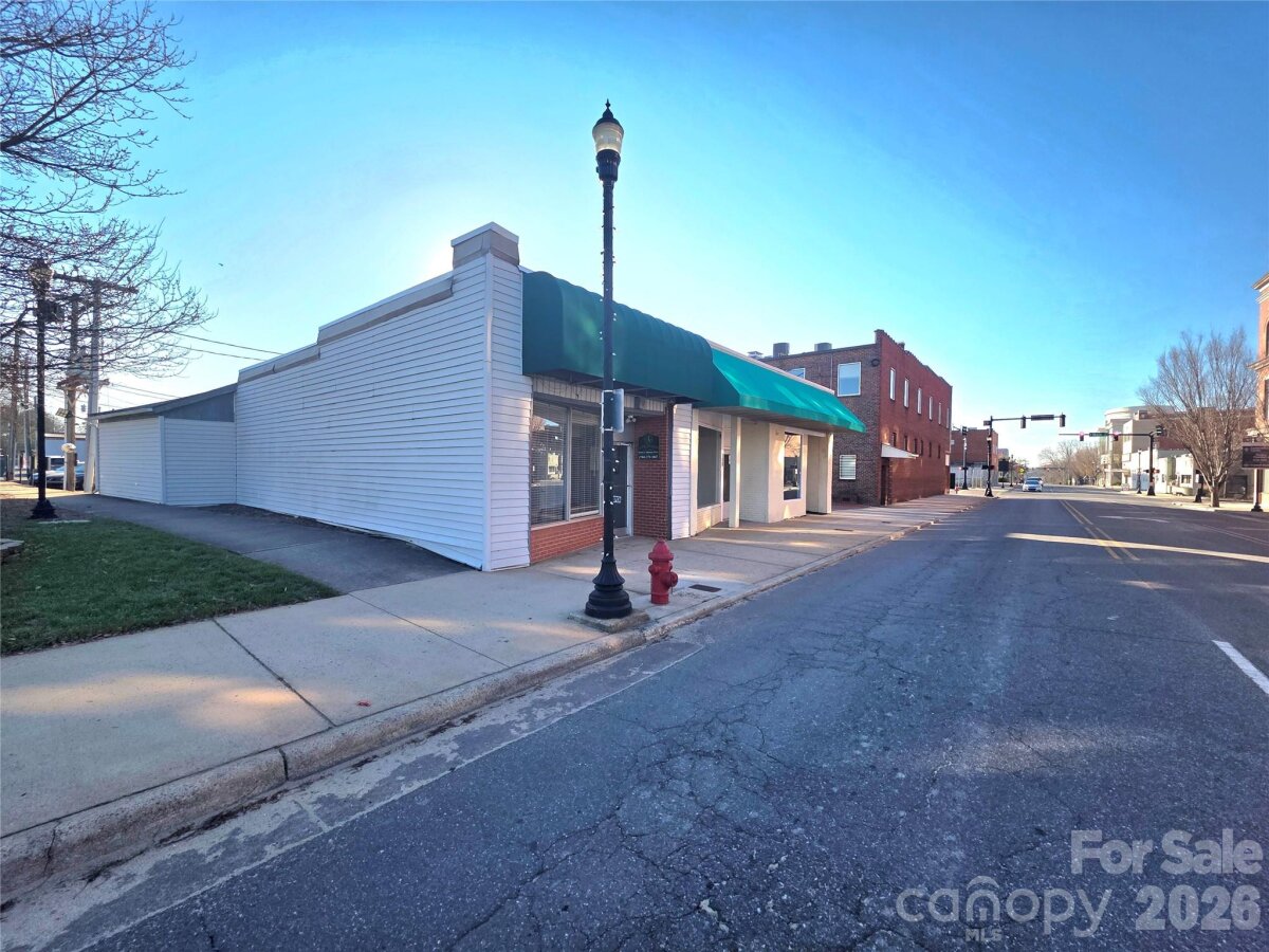 128 Dr Martin Luther King Jr Way, Gastonia, NC 28052, MLS # 4346064