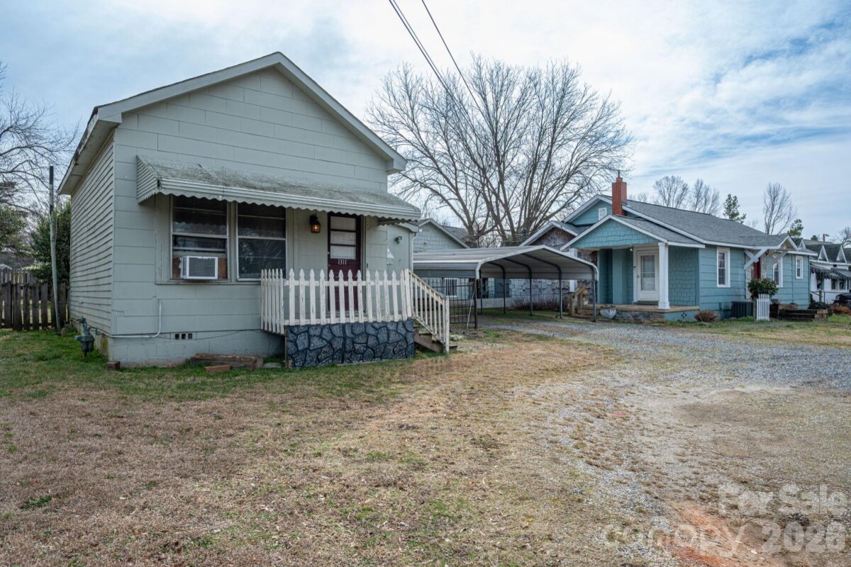 1307 Spencer Mountain Road, Gastonia, NC 28054, MLS # 4346468