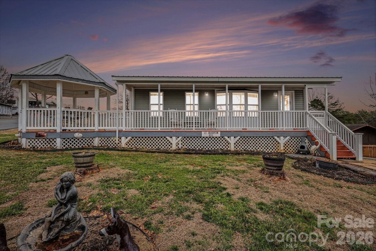 121 Grand View Drive Unit 202/2, New London, NC 28127, MLS # 4346816