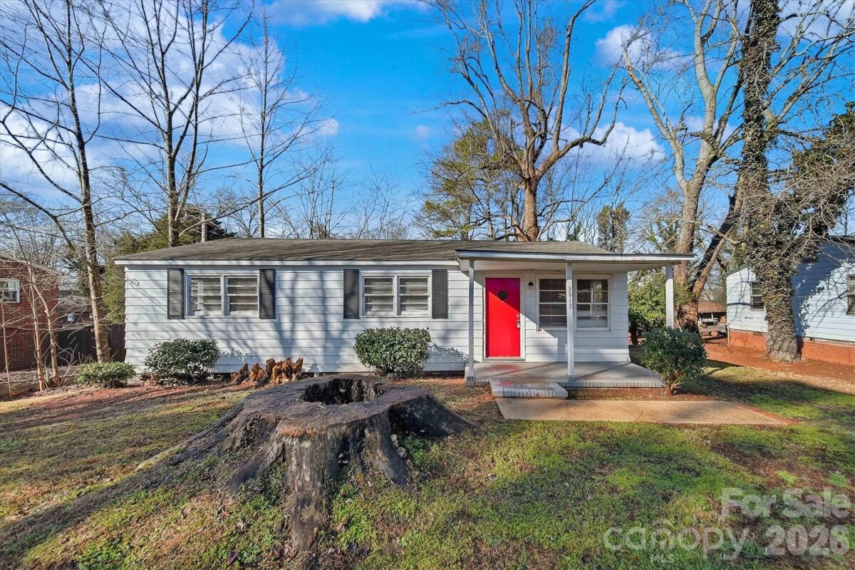 1512 N Deal Avenue, Newton, NC 28658, MLS # 4347092