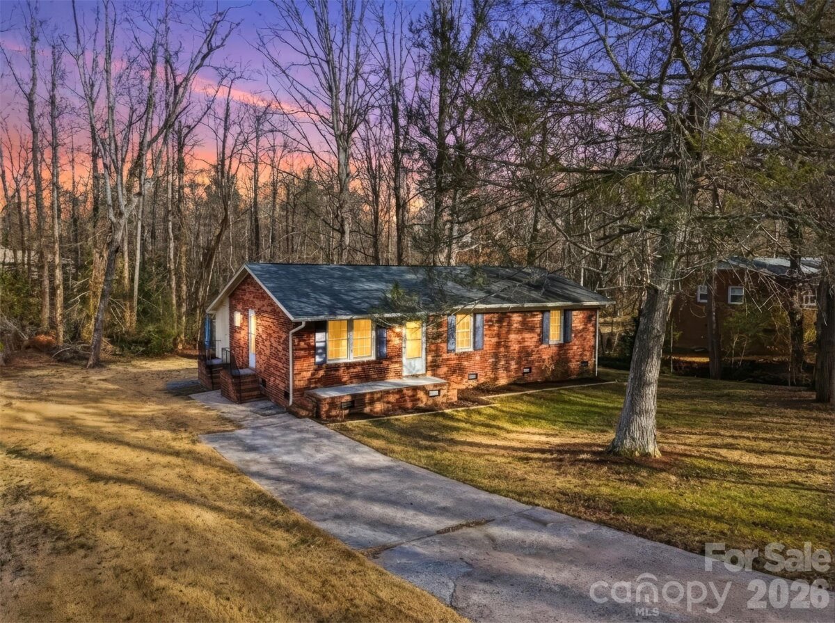 1437 Oak Hill Drive, Morganton, NC 28655, MLS # 4347518