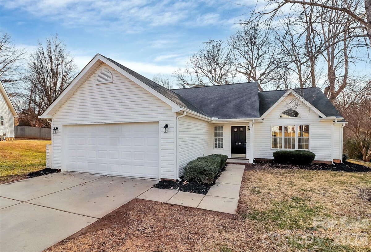 1044 Sandy Point Drive, Concord, NC 28025, MLS # 4349276