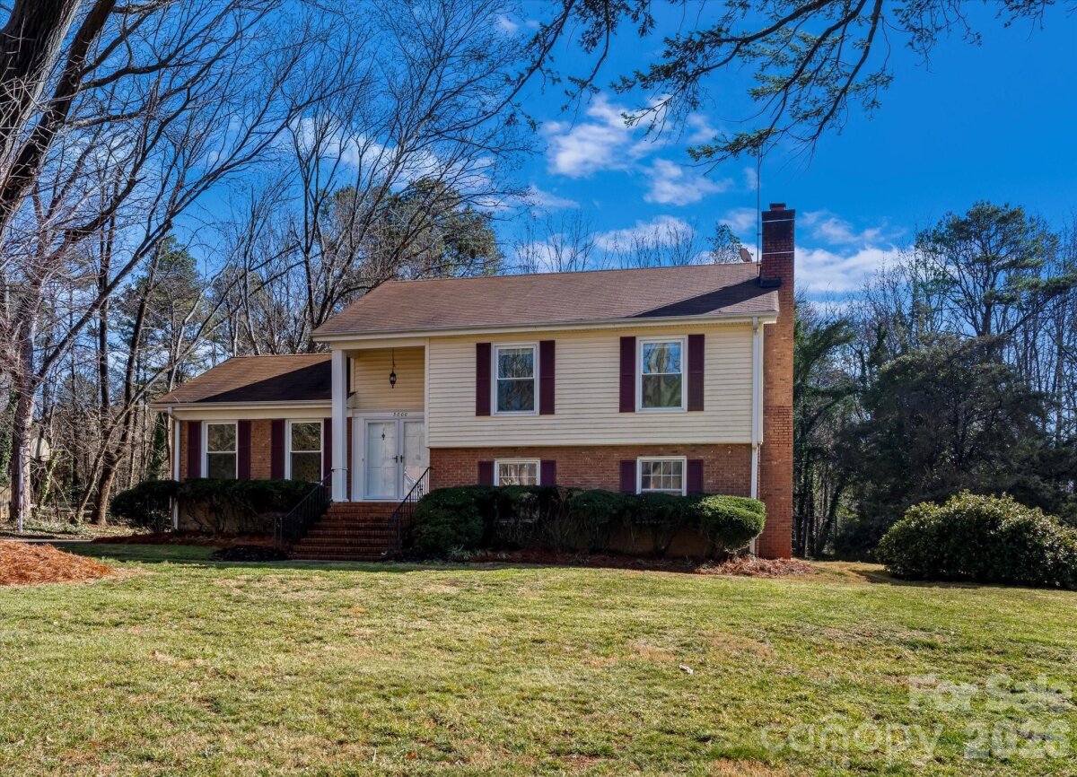 3000 Windrow Lane, Matthews, NC 28105, MLS # 4349310