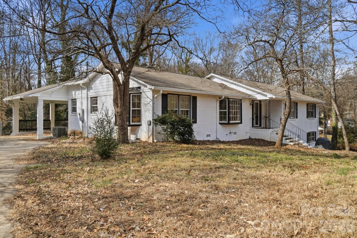 6803 Pencade Lane, Charlotte, NC 28215, MLS # 4349519