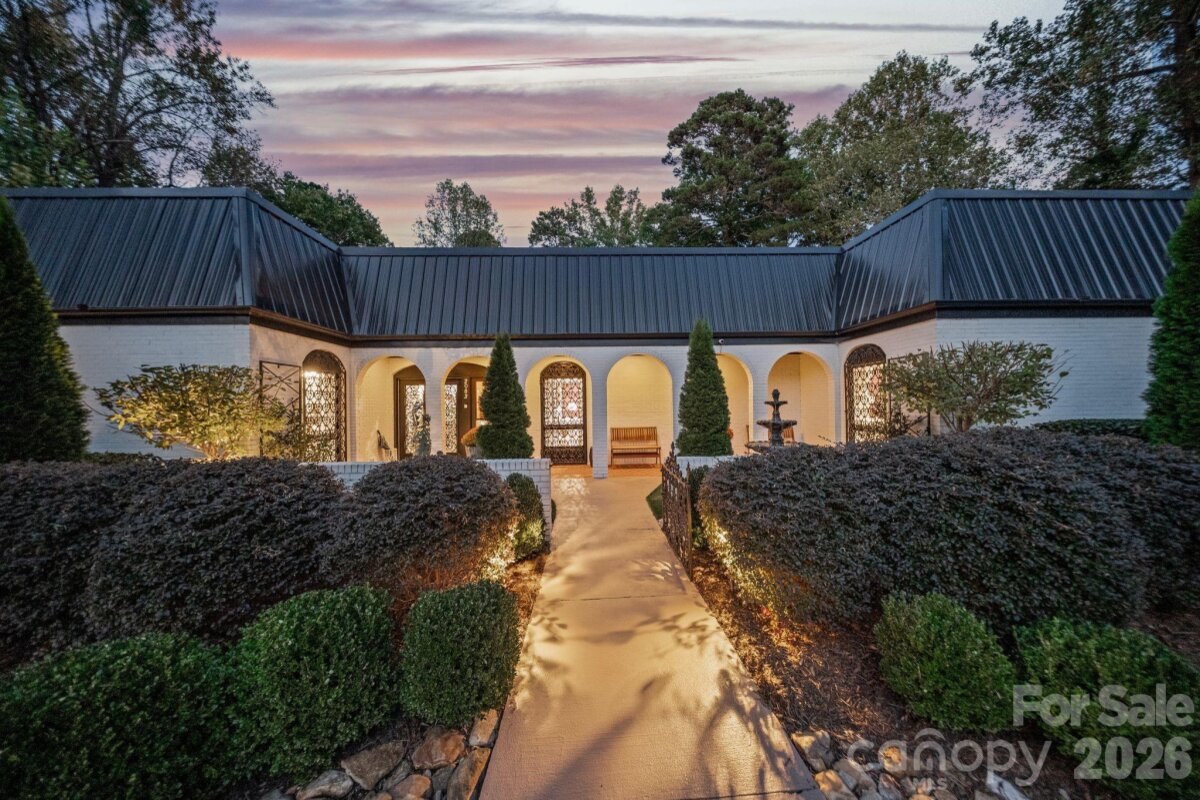 2082 2nd Street Drive, Hickory, NC 28601, MLS # 4349823