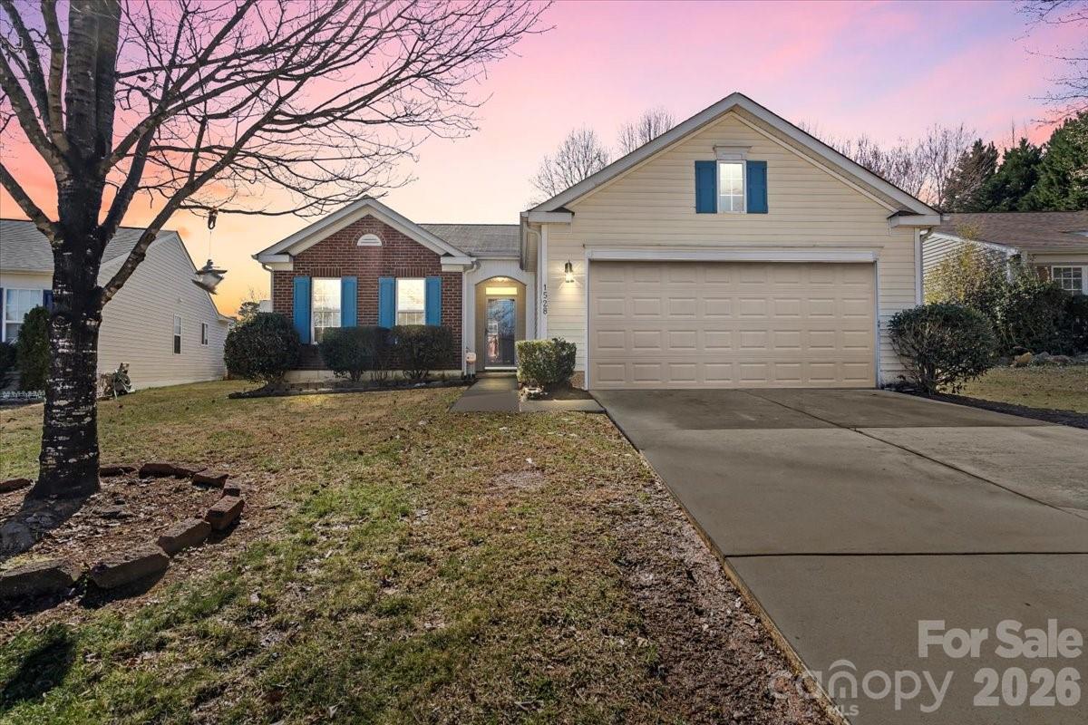 1528 Oakdale Green Drive Unit 150, Charlotte, NC 28216, MLS # 4350261