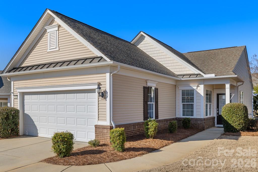 photo of home for sale at 17412 Hawks View Drive