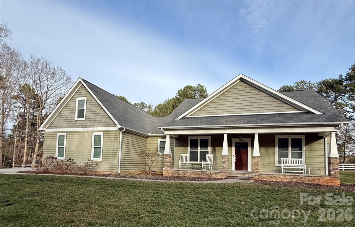 1594 Roundstone Road, Sherrills Ford, NC 28673, MLS # 4350428