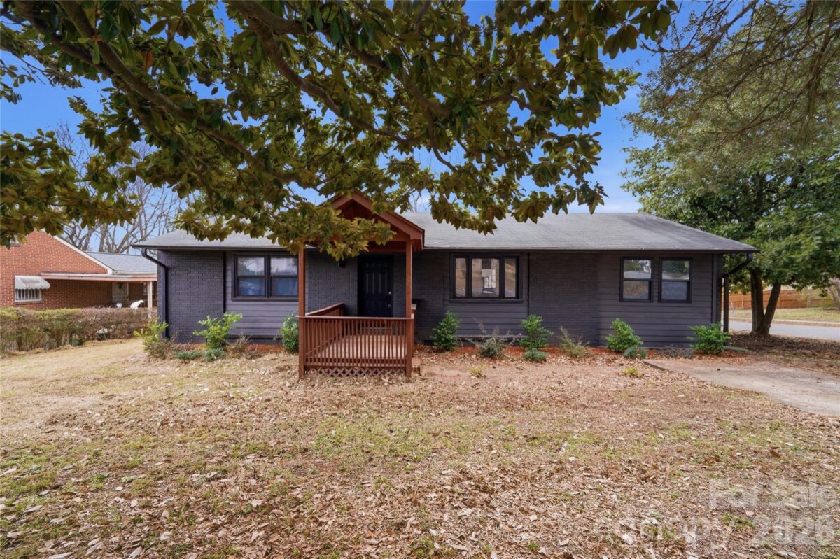 3027 Remington Street, Charlotte, NC 28216, MLS # 4350448