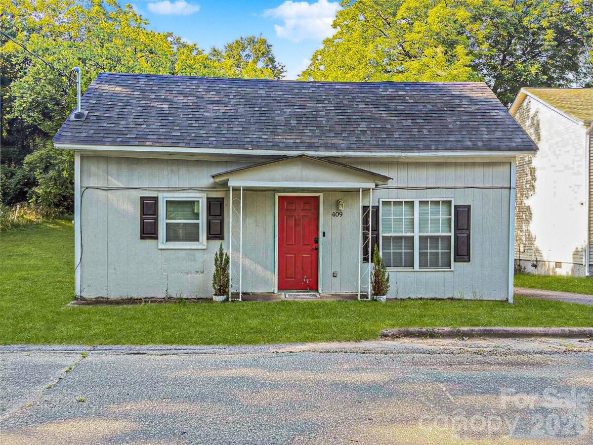 409 W Norment Avenue, Gastonia, NC 28052, MLS # 4350665