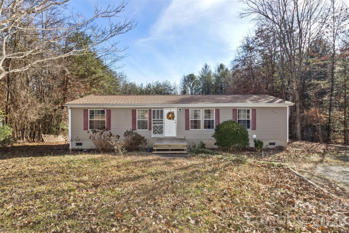 142 River Breeze Drive, Morganton, NC 28655, MLS # 4350765