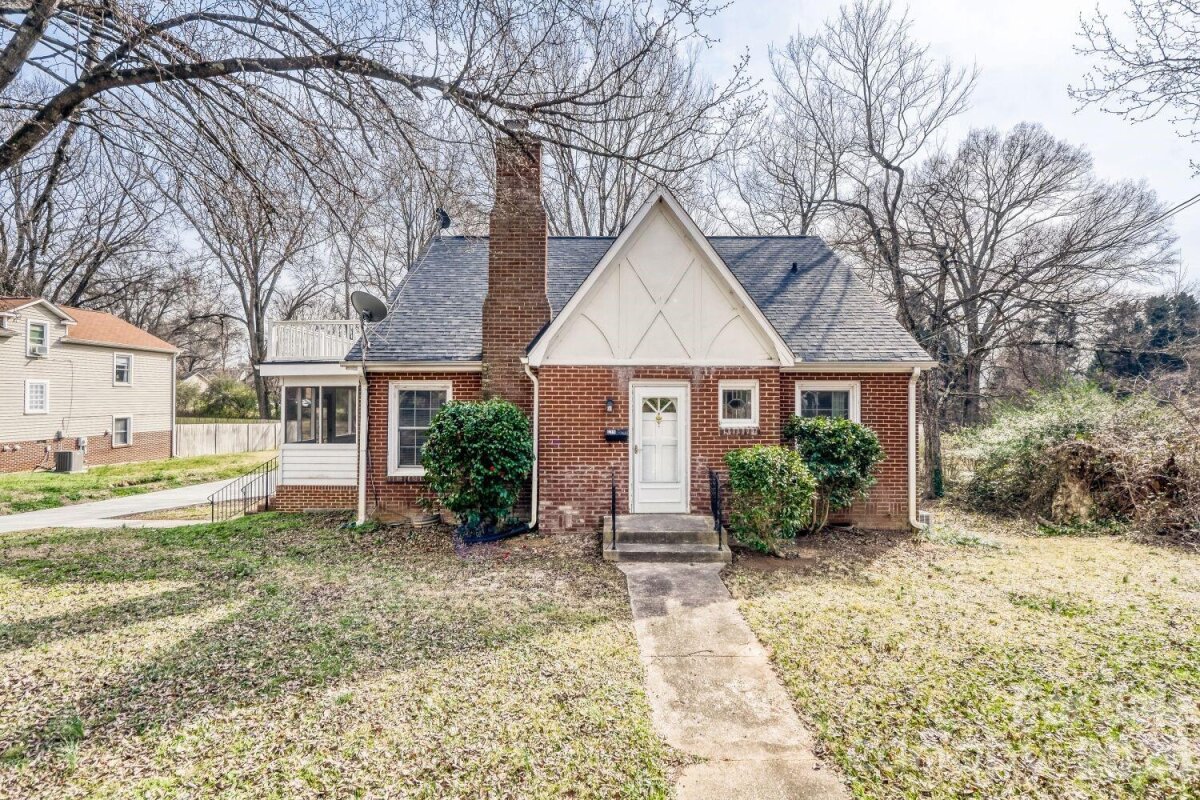 639 E Iredell Avenue, Mooresville, NC 28115, MLS # 4351184
