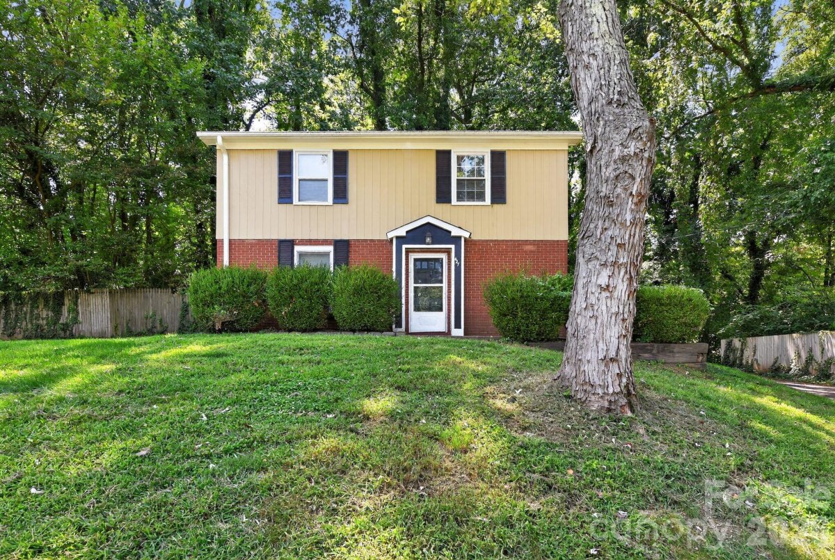 427 Whispering Pines Drive, Charlotte, NC 28217, MLS # 4351469