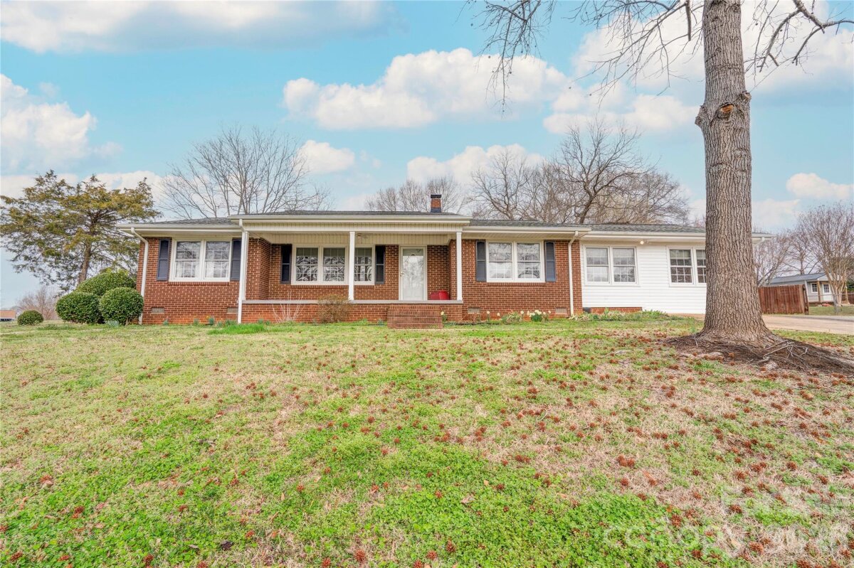 2926 Lake Drive, Shelby, NC 28152, MLS # 4351975