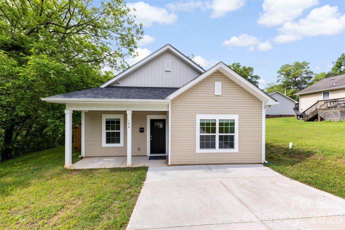 104 E Louisiana Avenue, Bessemer City, NC 28016, MLS # 4352105