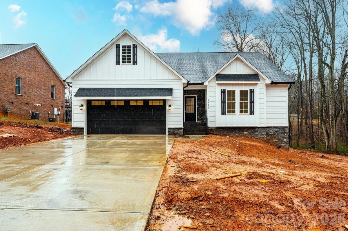 1610 Summerlin Place, Newton, NC 28658, MLS # 4352272
