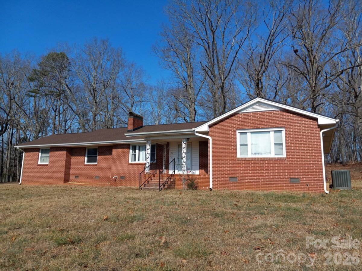 4612 Dallas Cherryville Highway, Bessemer City, NC 28016, MLS # 4352403