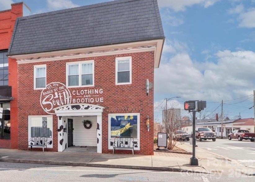 103 N College Avenue, Newton, NC 28658, MLS # 4352418