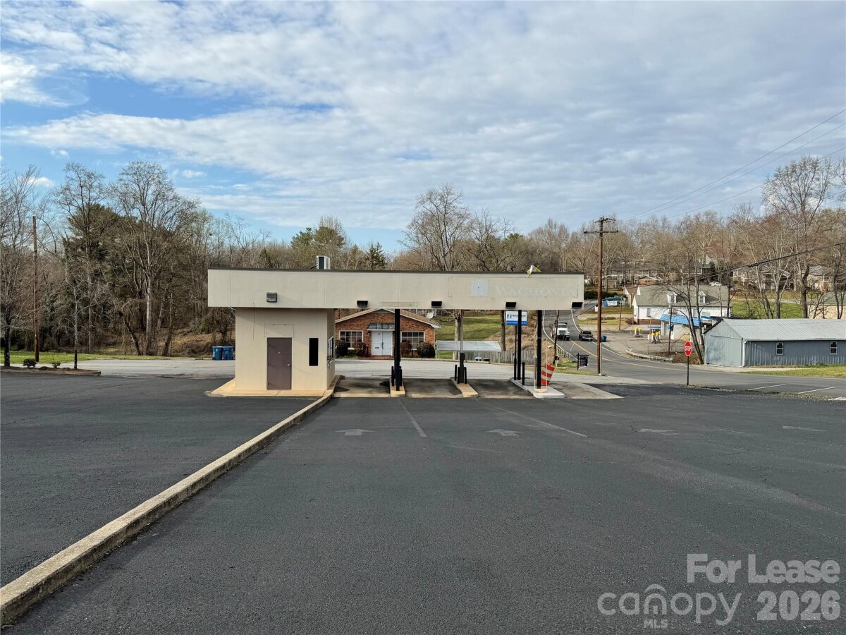 15 W Main Avenue, Taylorsville, NC 28681, MLS # 4354224