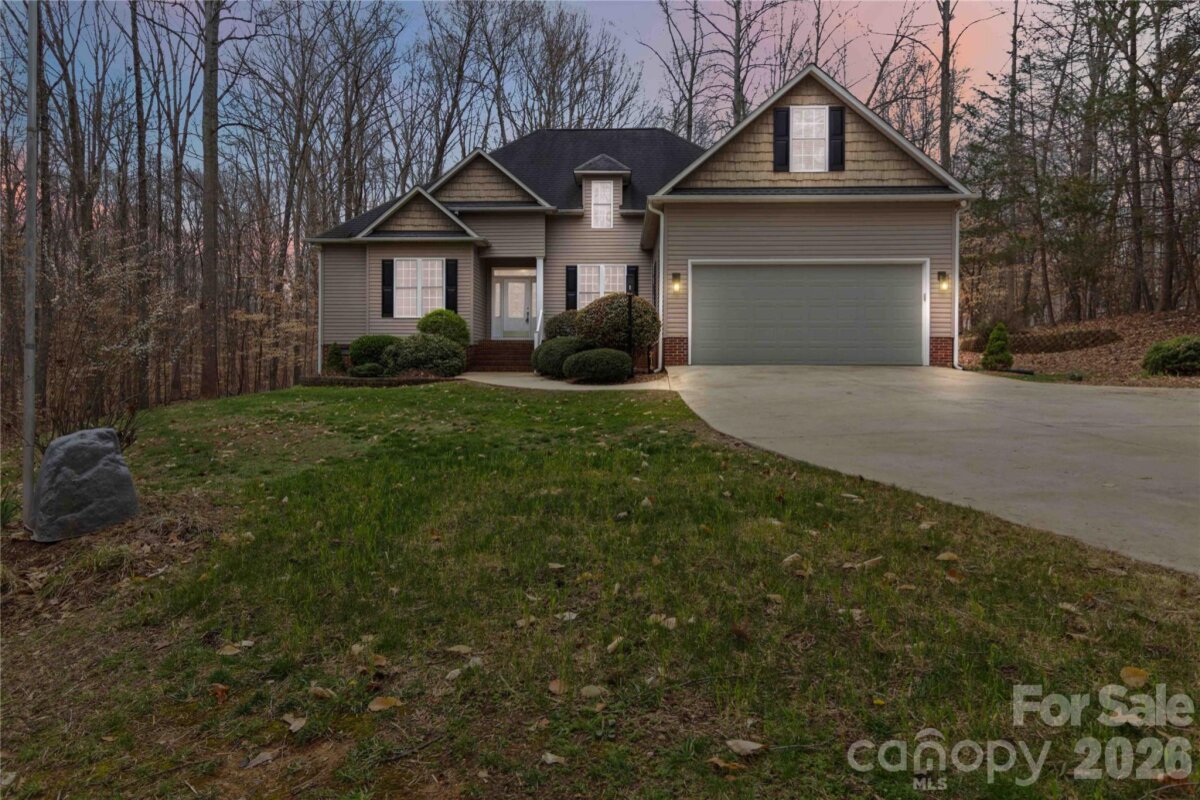 214 Hedgecrest Lane, York, SC 29745, MLS # 4354392