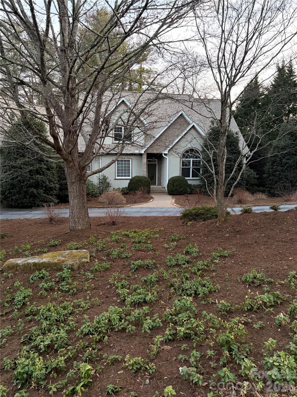 Hendersonville 57 4354870