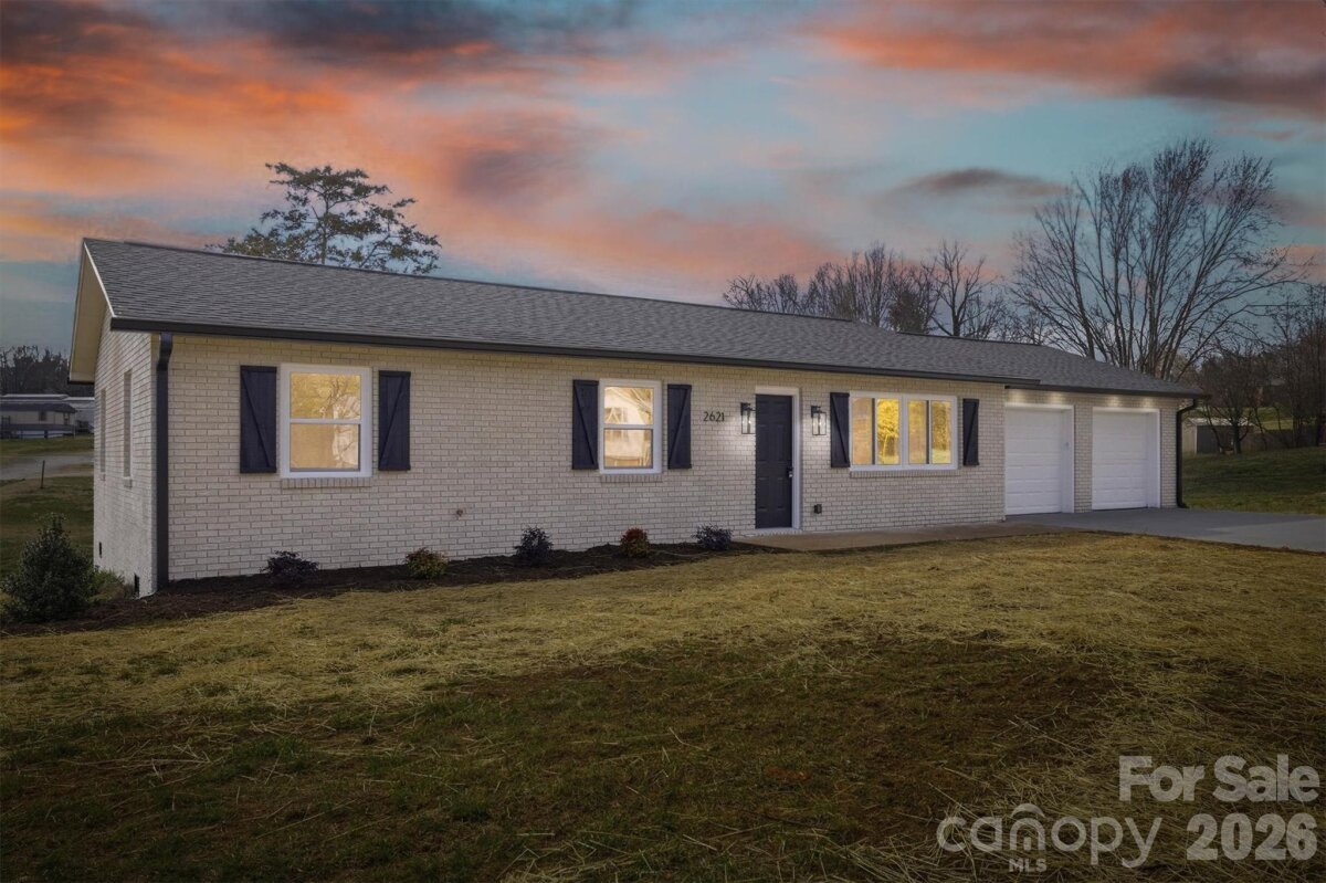 2621 Fairwood Drive, Hudson, NC 28638, MLS # 4354937