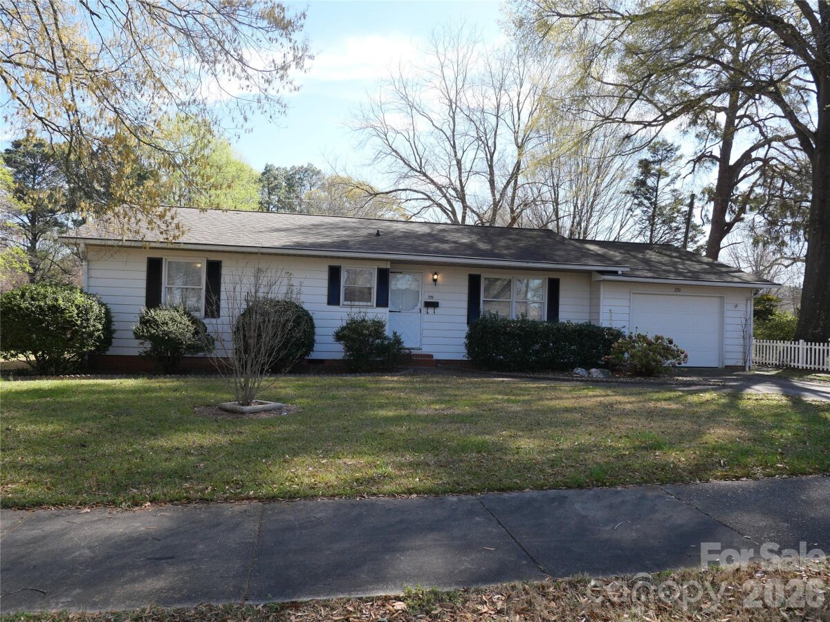 220 N Russell Street, Troy, NC 27371, MLS # 4357867