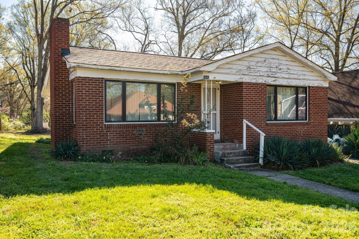1642 Hawthorne Lane, Charlotte, NC 28205, MLS # 4358450
