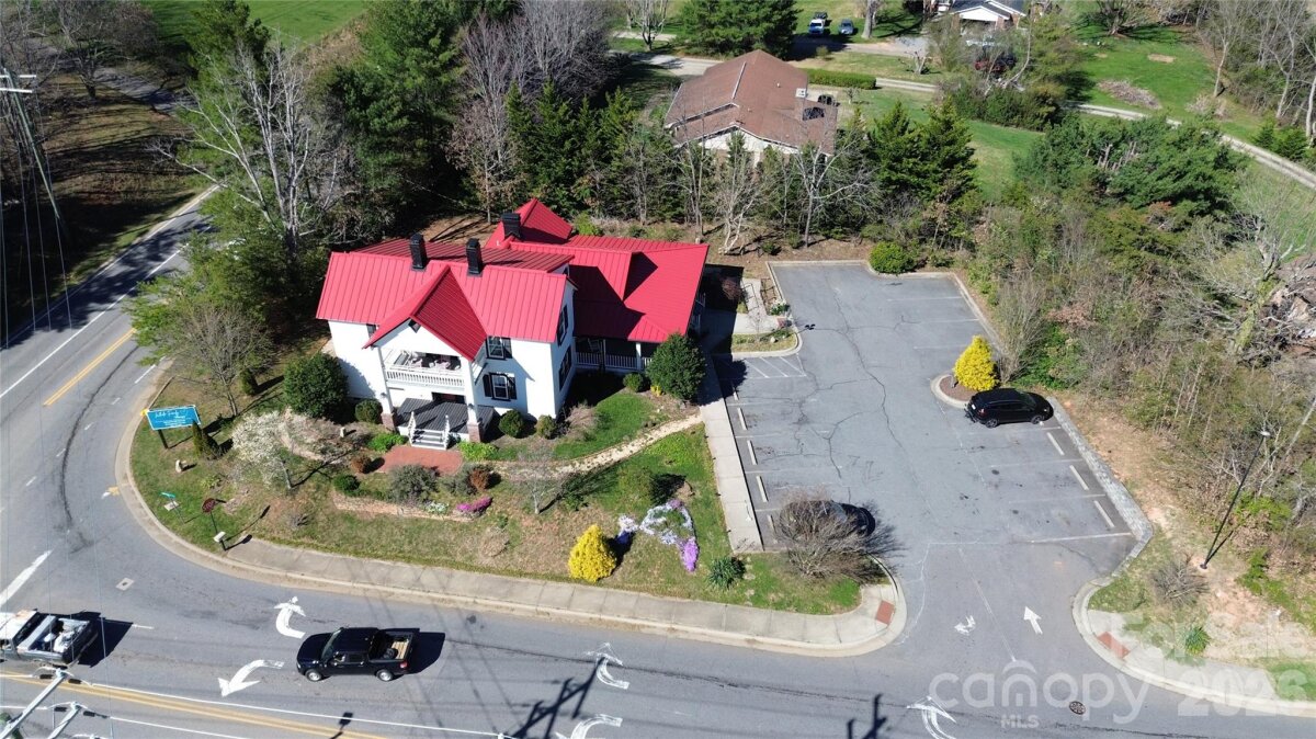 Weaverville 39 4360266