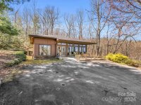 828 Foster Hill Drive, Hendersonville, NC 28739, MLS # 4116626 - Photo #3