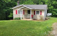 335 Rosenwald School Street, Catawba, NC 28609, MLS # 4138071 - Photo #1