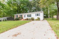 207 Paradise Drive, Belmont, NC 28012, MLS # 4138199 - Photo #1