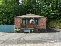 110 Summit Street, Waynesville, NC 28786, MLS # 4138589 - Photo #1