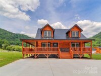 21 Kennerly Cove, Maggie Valley, NC 28751, MLS # 4150956 - Photo #2